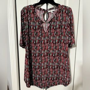 Women’s XXL blouse: Chaus brand